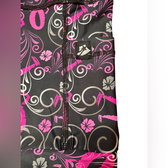 Sparkle Skirts Pink/Black Multi Floral Running Arhletic Shorts Size XS - Picture 4 of 10